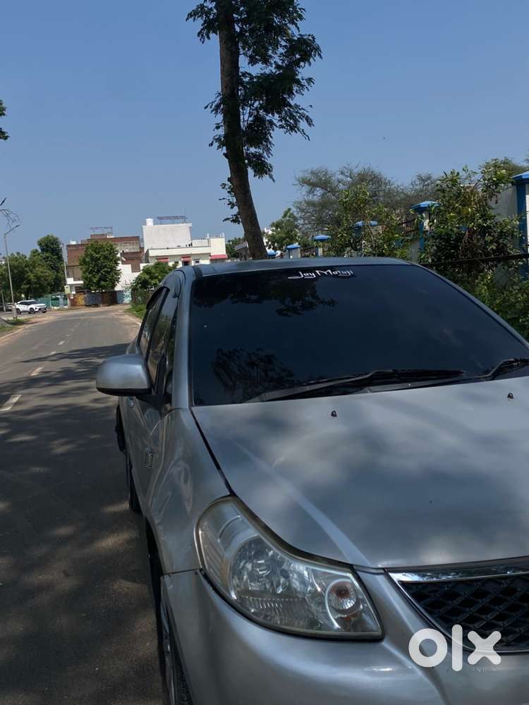 Maruti Suzuki Sx4 2012