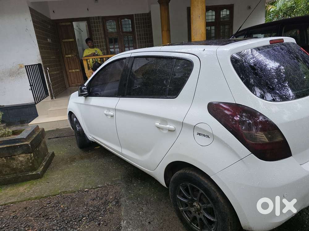 Hyundai I20 Asta 2011 Petrol Automatic