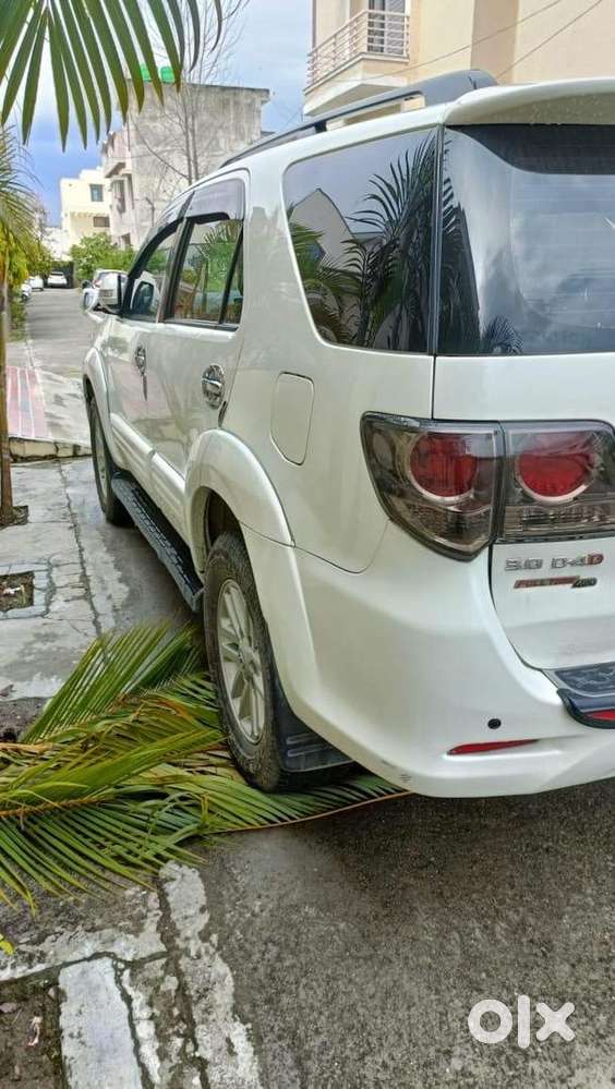 Toyota Fortuner 2014