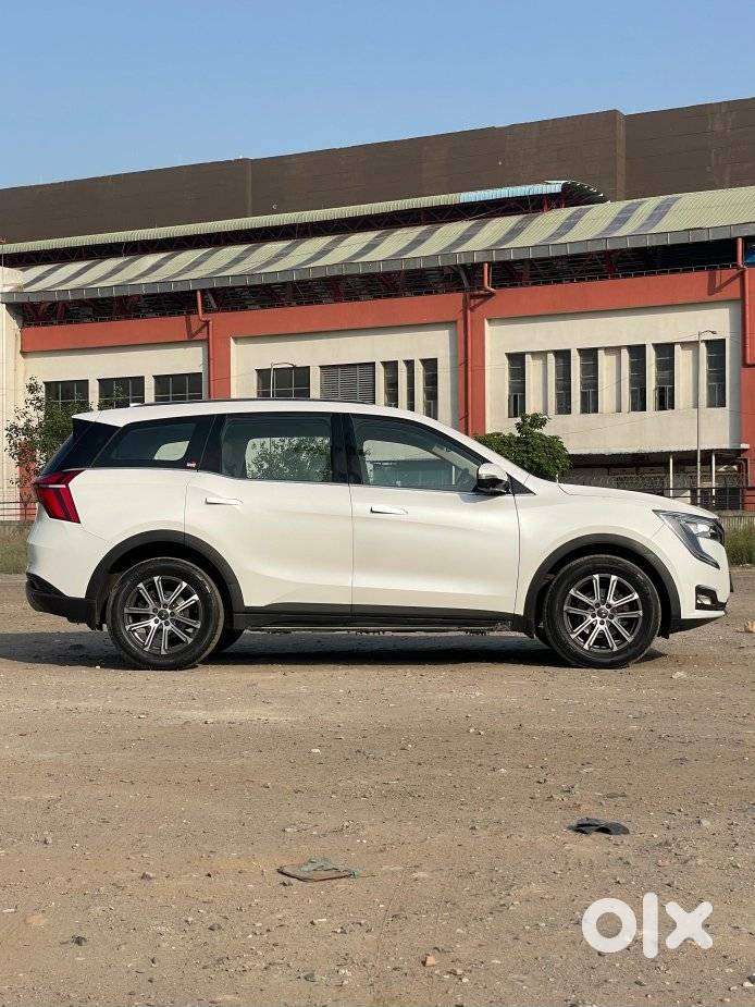 Mahindra Xuv700 2.0 Ax 7 Petrol At Luxury Pack Str, 2024, Petrol