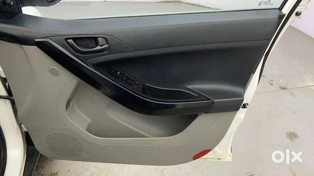 Tata Nexon 1.2 Revotron Xm, 2018, Petrol