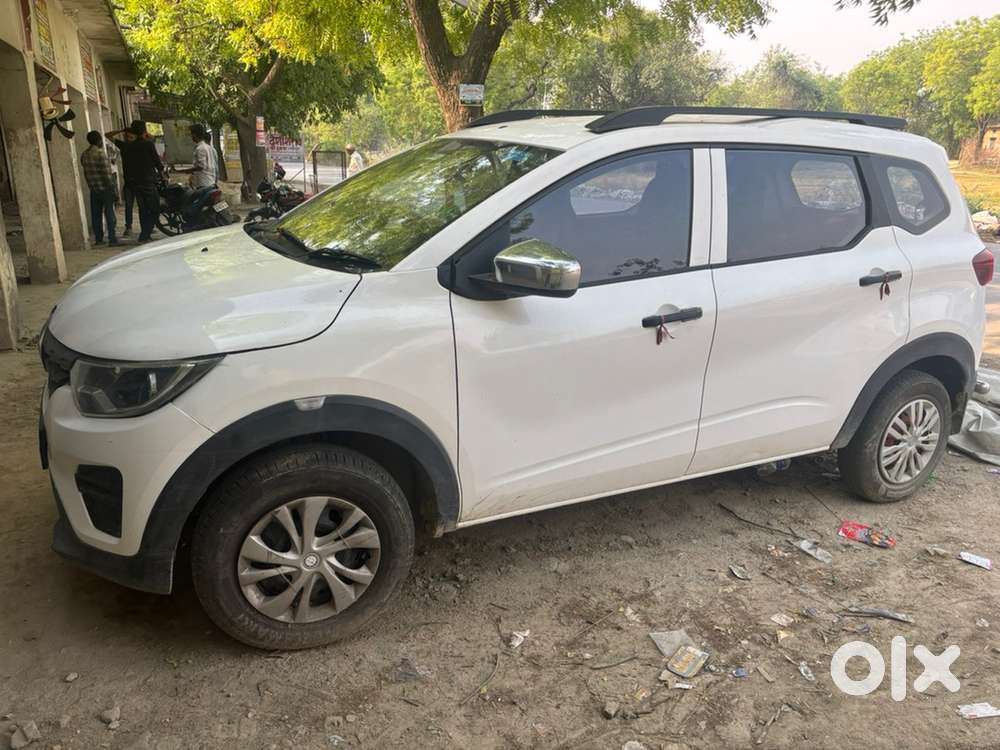 Renault Triber 1.0 Petrol