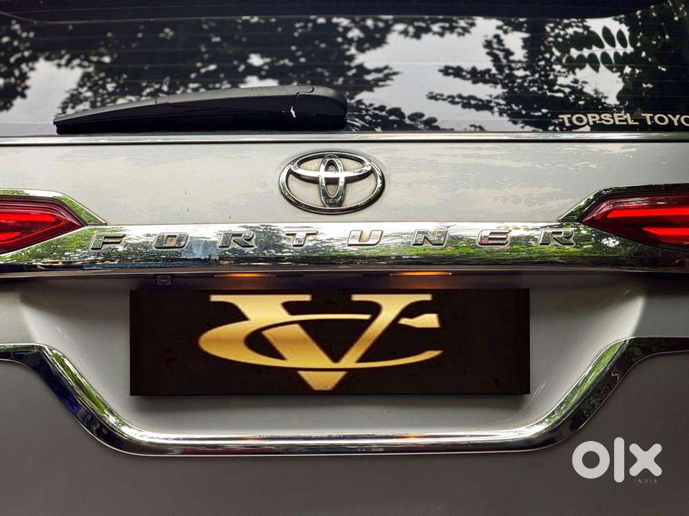Toyota Fortuner 4x4 Manual Limited Edition, 2017, Diesel
