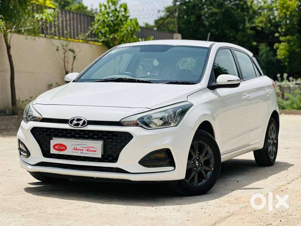 Hyundai I20 Petrol Cvt Asta, 2018, Petrol