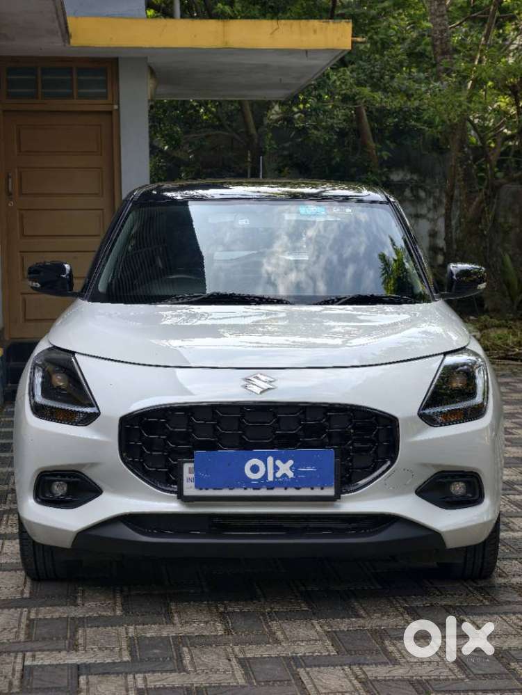 Maruti Suzuki Swift Zxi Plus Dual Tone, 2024, Petrol