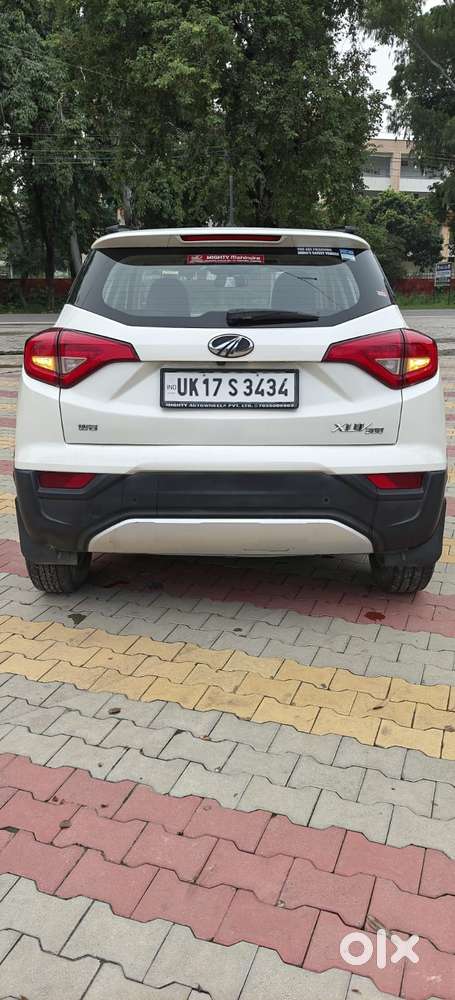 Mahindra Xuv300 W8 Option Diesel, 2022, Diesel