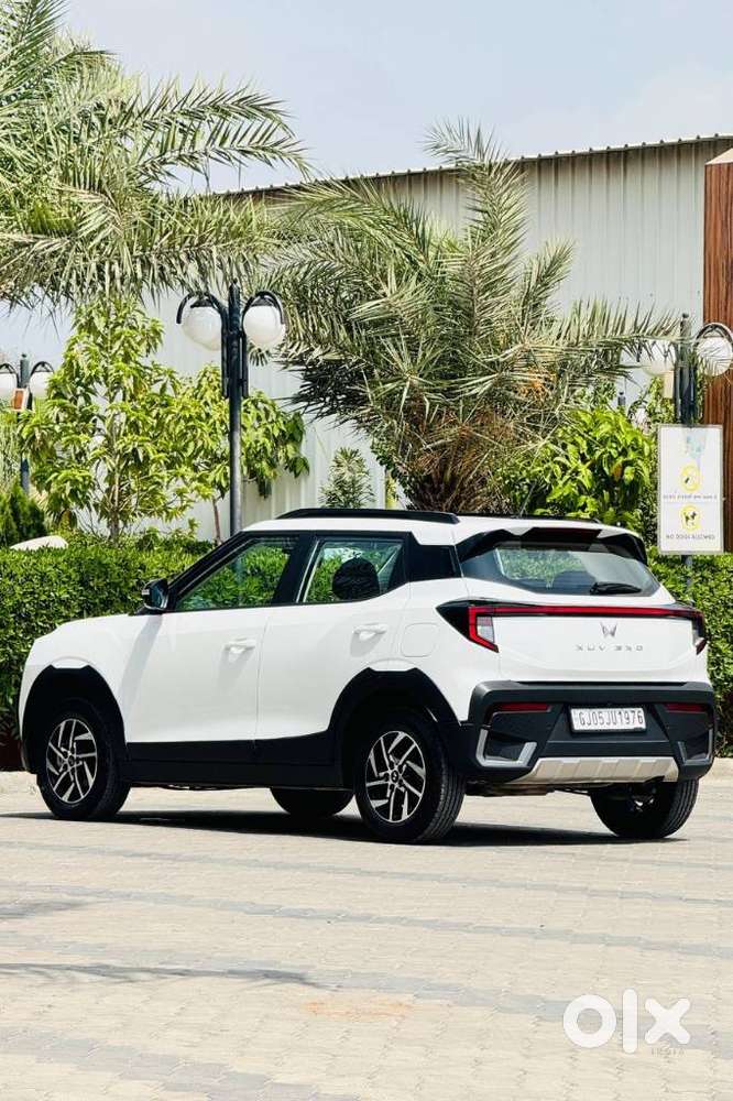 Mahindra Xuv 3xo Ax5 1.5 Diesel Autoshift Plus, 2025, Diesel