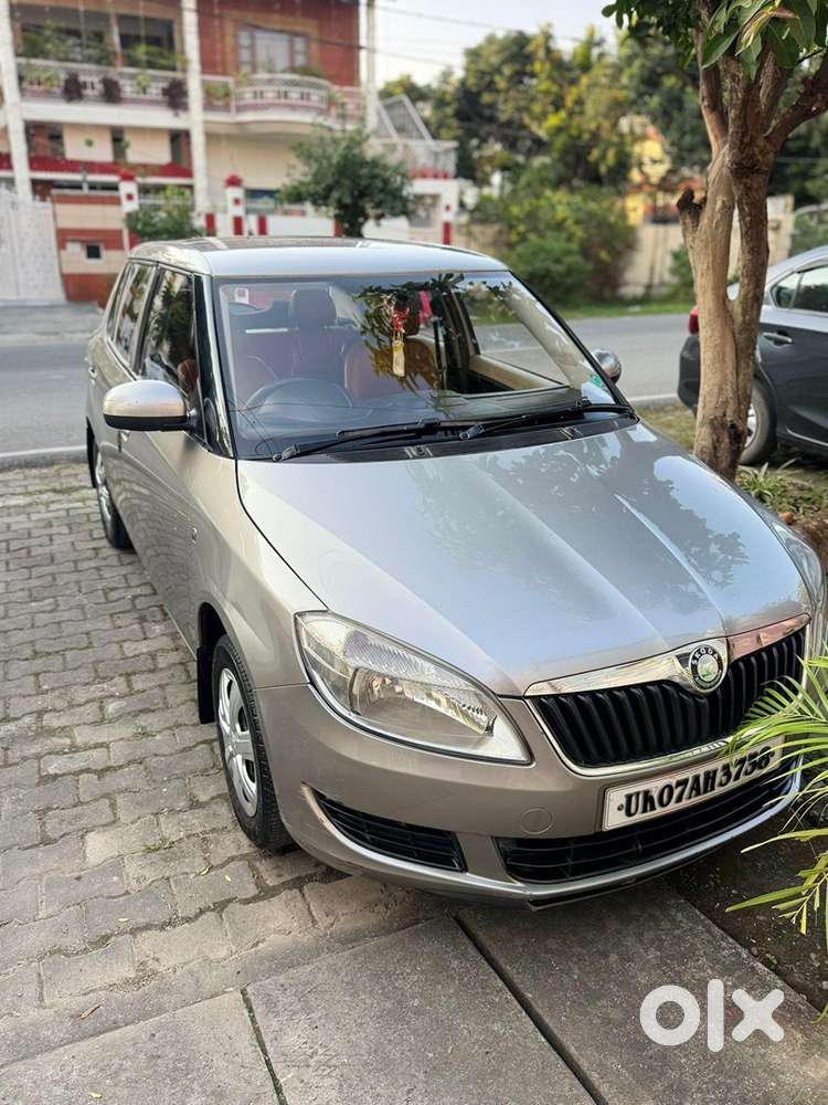 Skoda Fabia Petrol Manual 2011