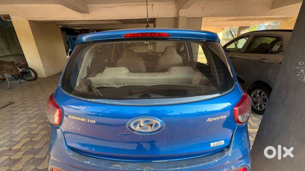 Hyundai Grand I10 2017 Diesel 90000 Km Driven