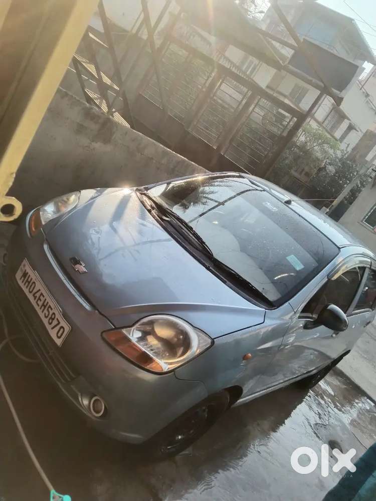 गाडी कंडीशन फुल आहे चारी टायर नवीन आहे 2031 पर्यंत री पासिंग आहे