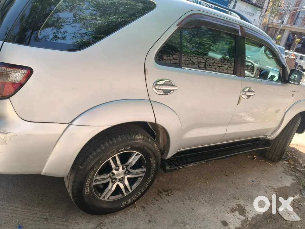 Toyota Fortuner 4×4 With Alloys 2012 Diesel Good Condition