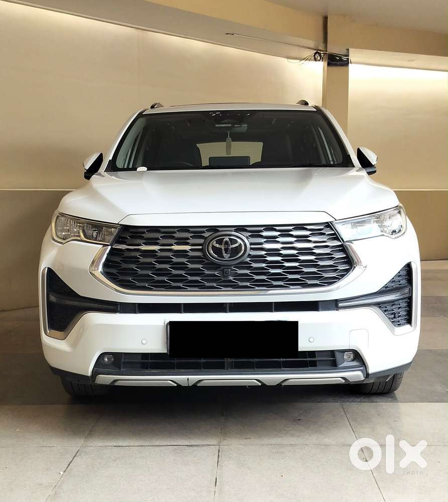 Toyota Innova Hycross 2.0 Zx Hybrid 7 Str, 2024, Petrol