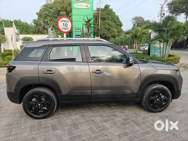 Maruti Suzuki Brezza 1.5 Zxi Smart Hybrid Dual Tone, 2023, Petrol
