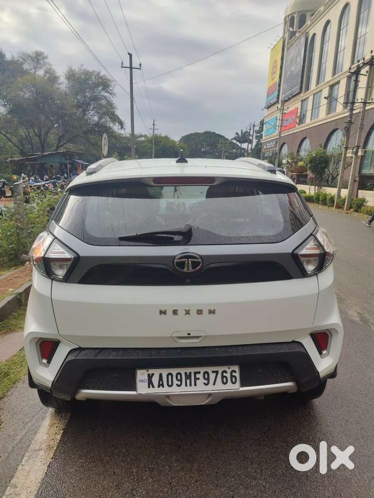 Tata Nexon Petrol 2021
