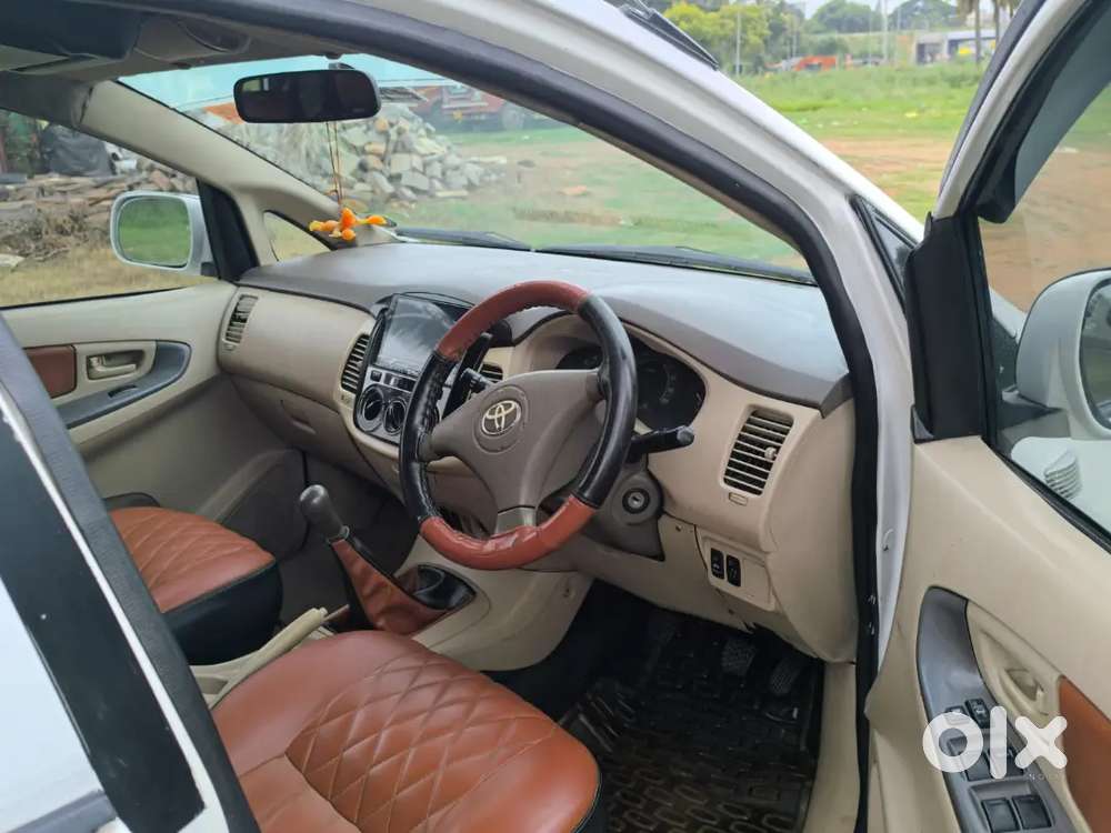 Toyota Innova 2007 G Version