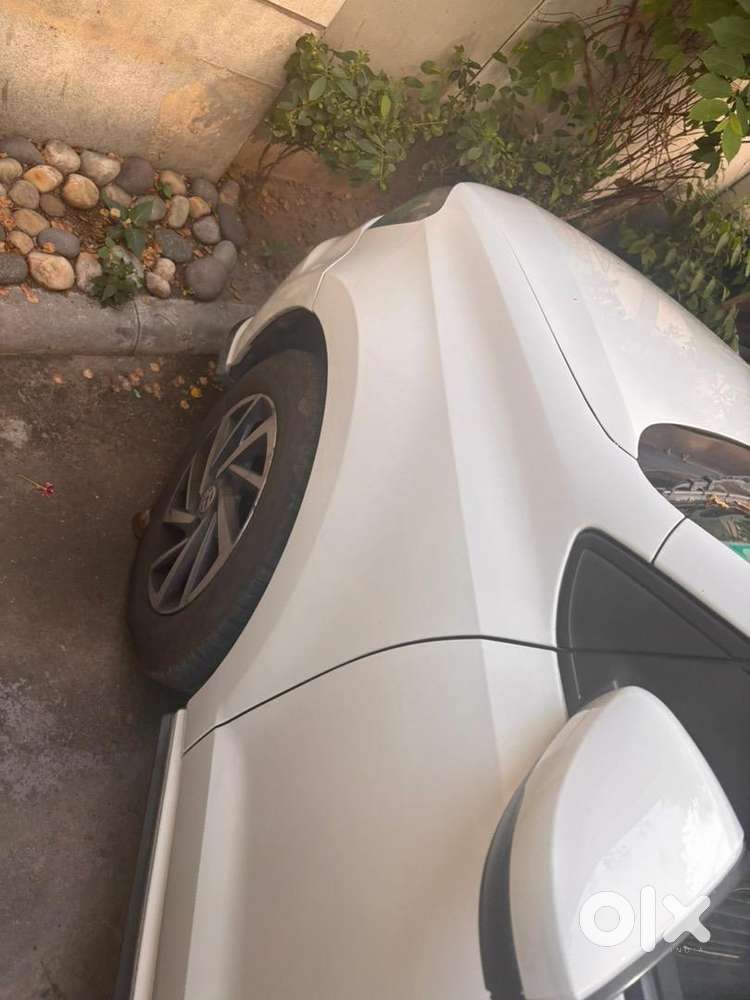 Volkswagen Polo 2019 Petrol 76000 Km Driven