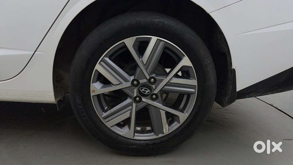 Hyundai Verna 1.5 Sx (o) Petrol Mt, 2024, Petrol