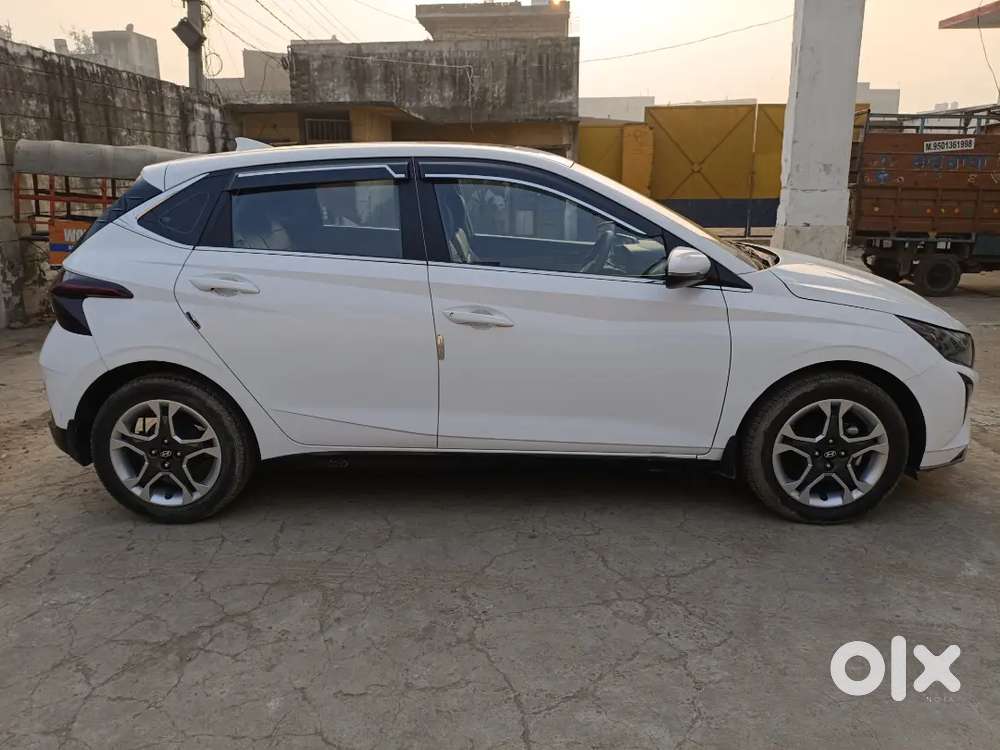 Hyundai New I20 2024 Petrol 7000 Km Driven