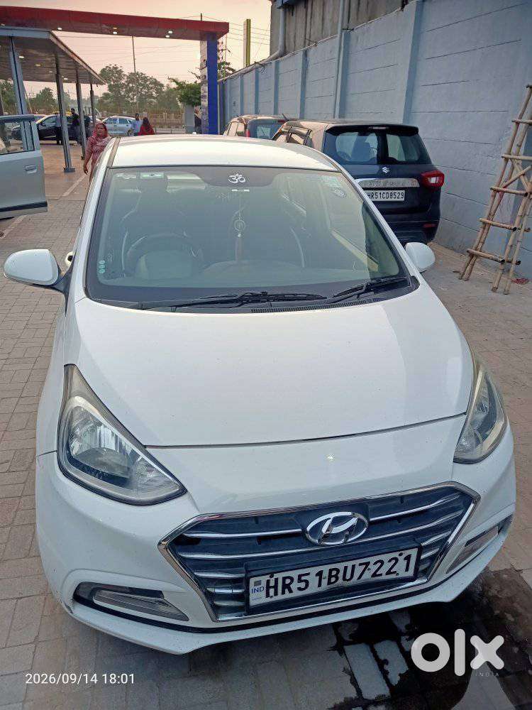 Hyundai Xcent Base 1.2, 2018, Petrol