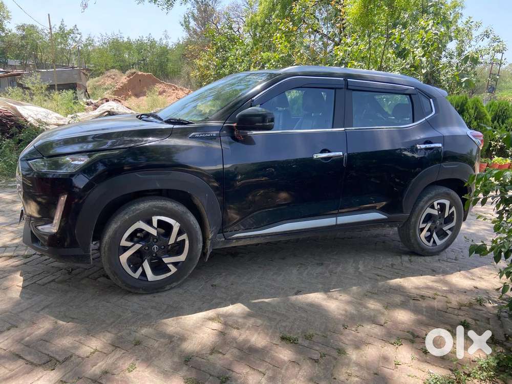 Nissan Magnite 1.0 Xv, 2023, Petrol