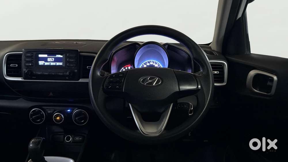 Hyundai Venue 1.2 S Plus, 2022, Petrol