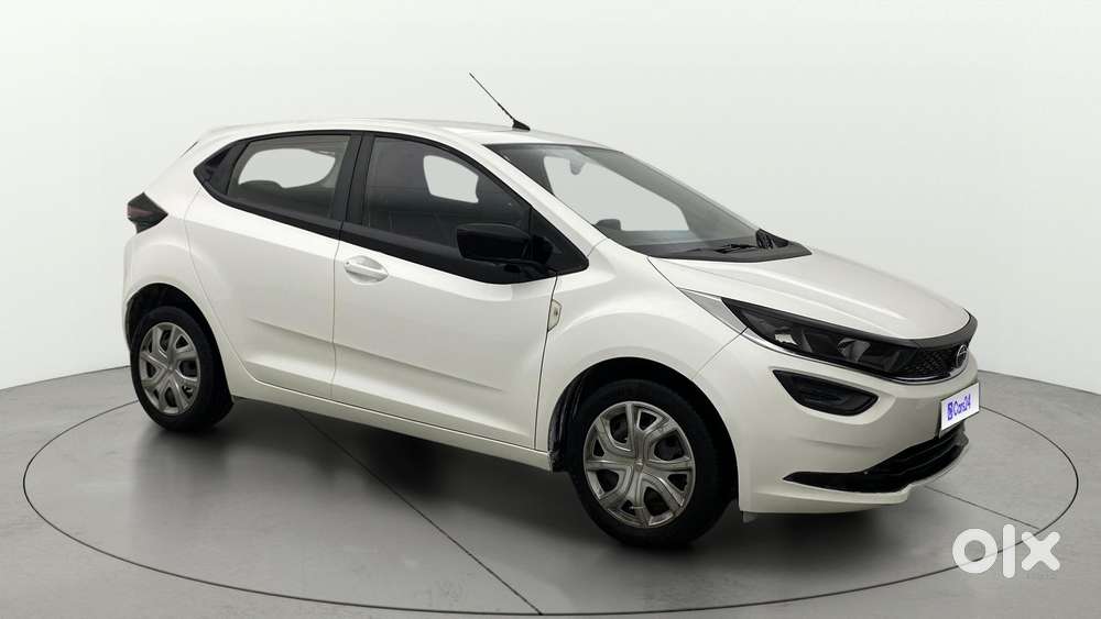 Tata Altroz 1.2 Xm Plus, 2022, Petrol