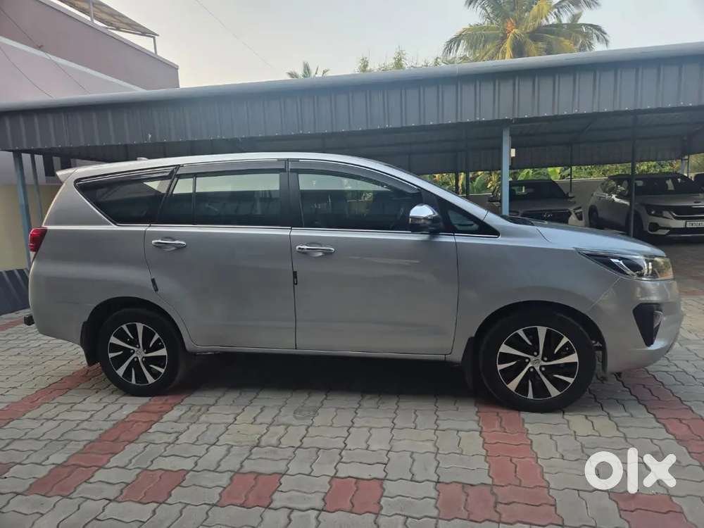 Toyota Innova 2021 Petrol 50000 Km Driven