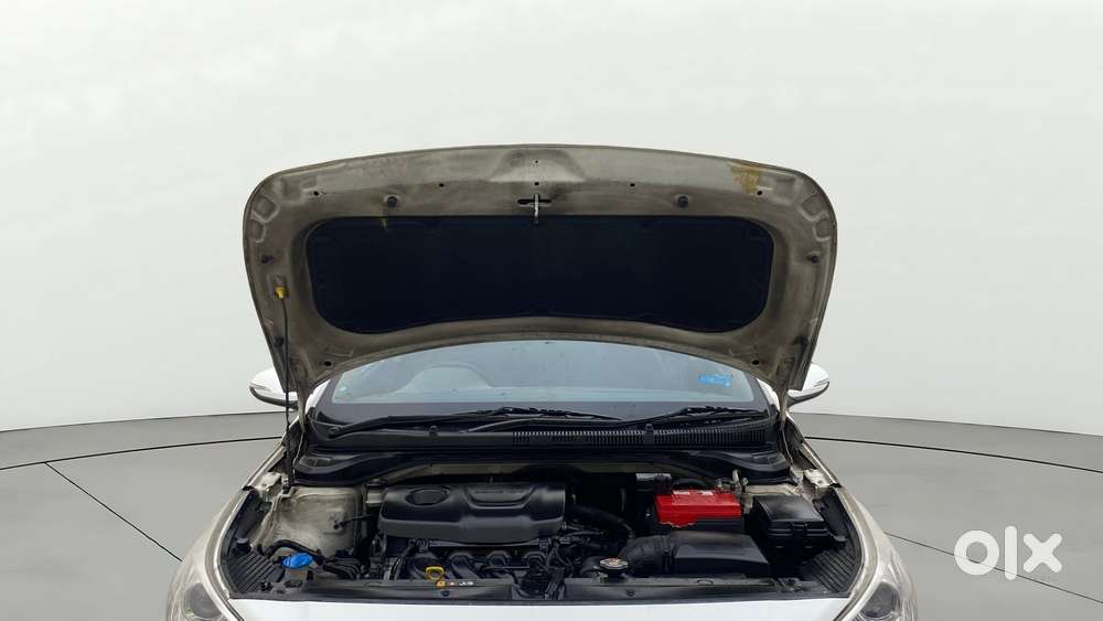 Hyundai Verna 1.6 Vtvt Sx, 2018, Petrol