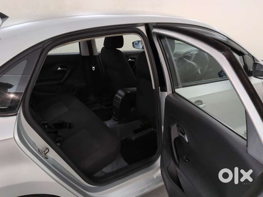 Volkswagen Vento 1.2 Tsi Comfortline At, 2016, Petrol