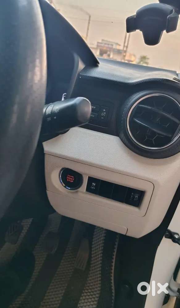 Maruti Ignis Zeta Petrol (2025) Bechana Hai