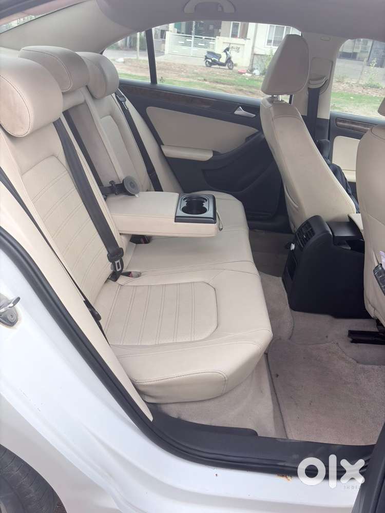 Volkswagen Jetta Diesel Manual 2013
