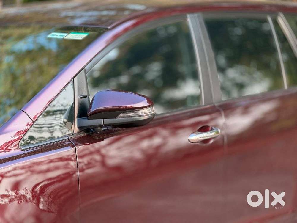 Toyota Innova Crysta 2.4 Gx Limited Edition At 8 Str, 2021, Diesel