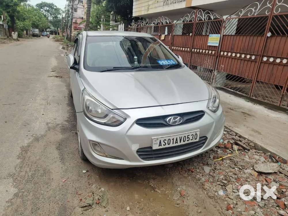 Hyundai Verna Fluidic 2011 Diesel Manual