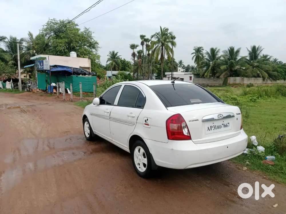 Hyundai Verna Crdi 2009