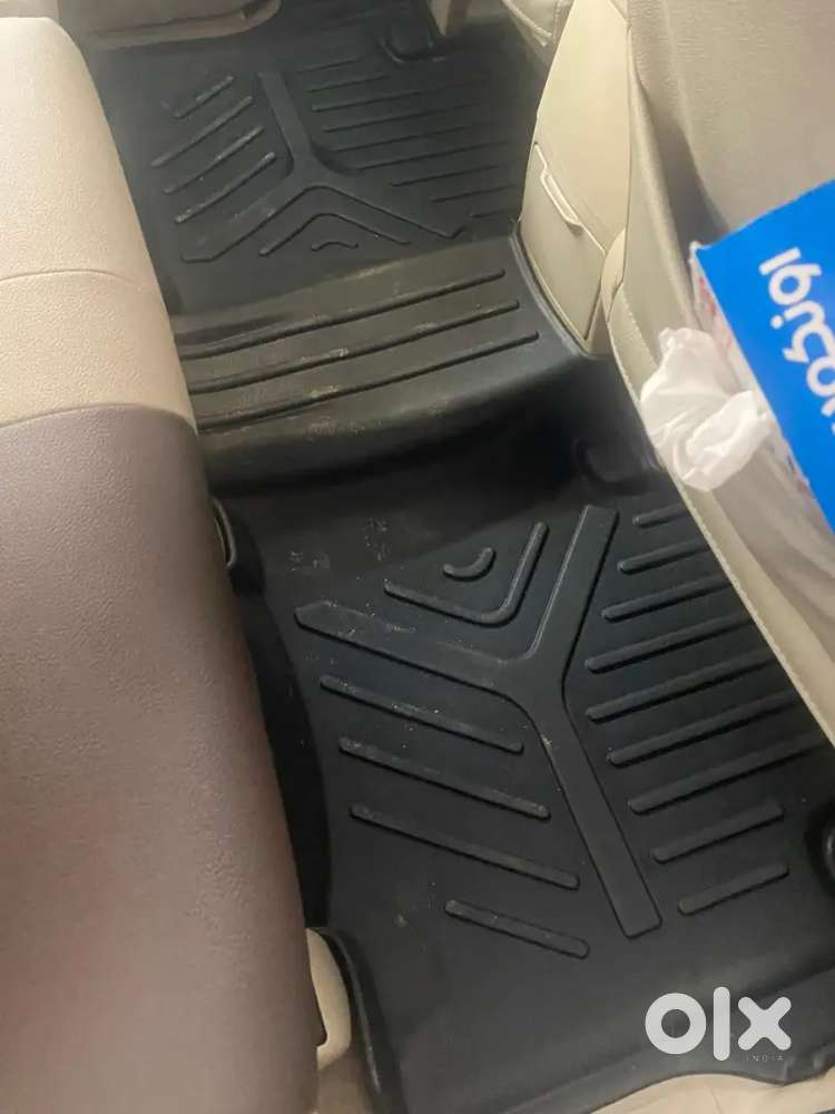 Toyota Innova Petrol 2005