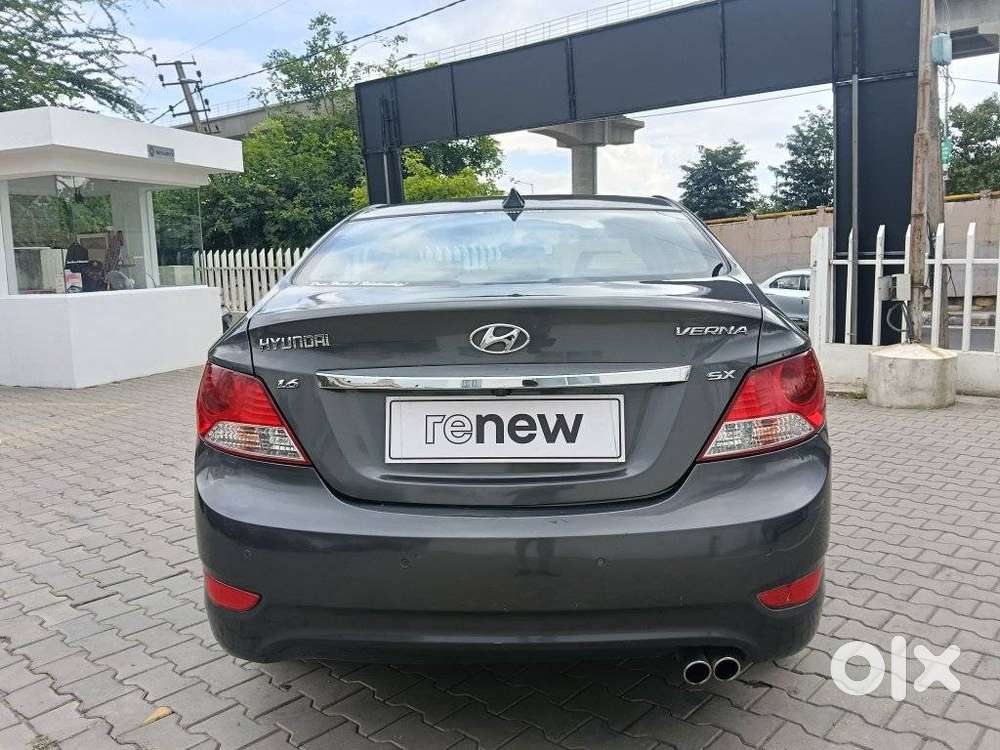 Hyundai Verna 1.6 Vtvt Sx, 2012, Petrol