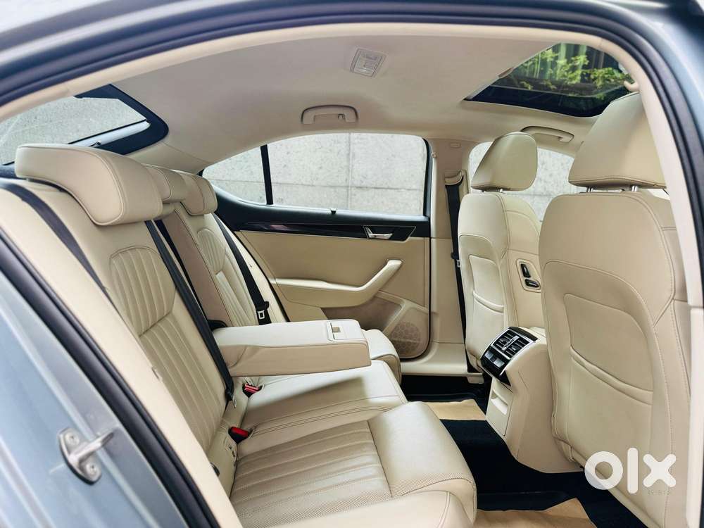 Skoda Superb 2.0 Tsi At L&k, 2021, Petrol