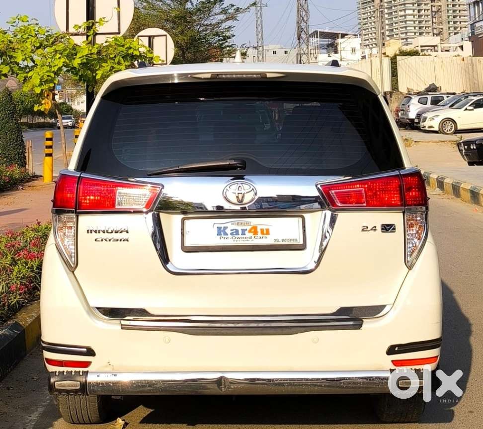 Toyota Innova Crysta