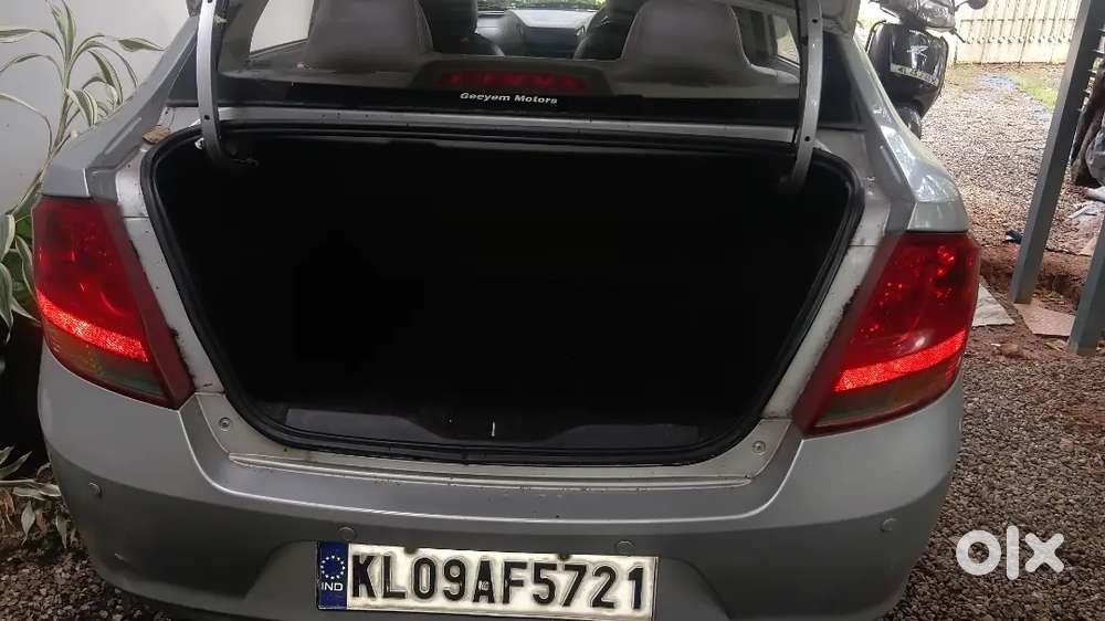 Chevrolet Sail Base 2013