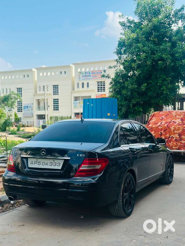 Advocate Used_mercedes-benz-2014 Model