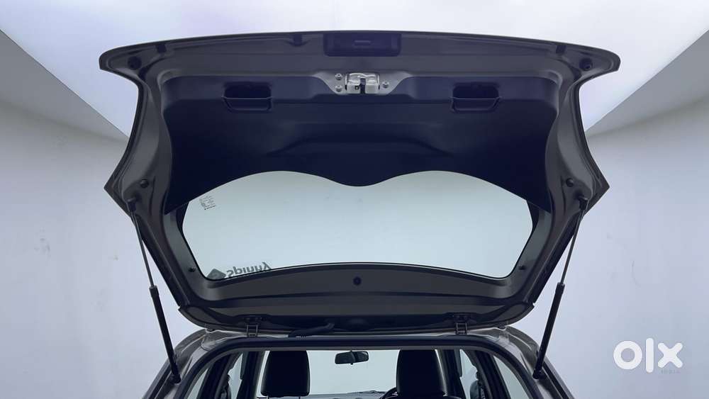 Maruti Suzuki Swift Amt Vvt Vxi, 2020, Petrol