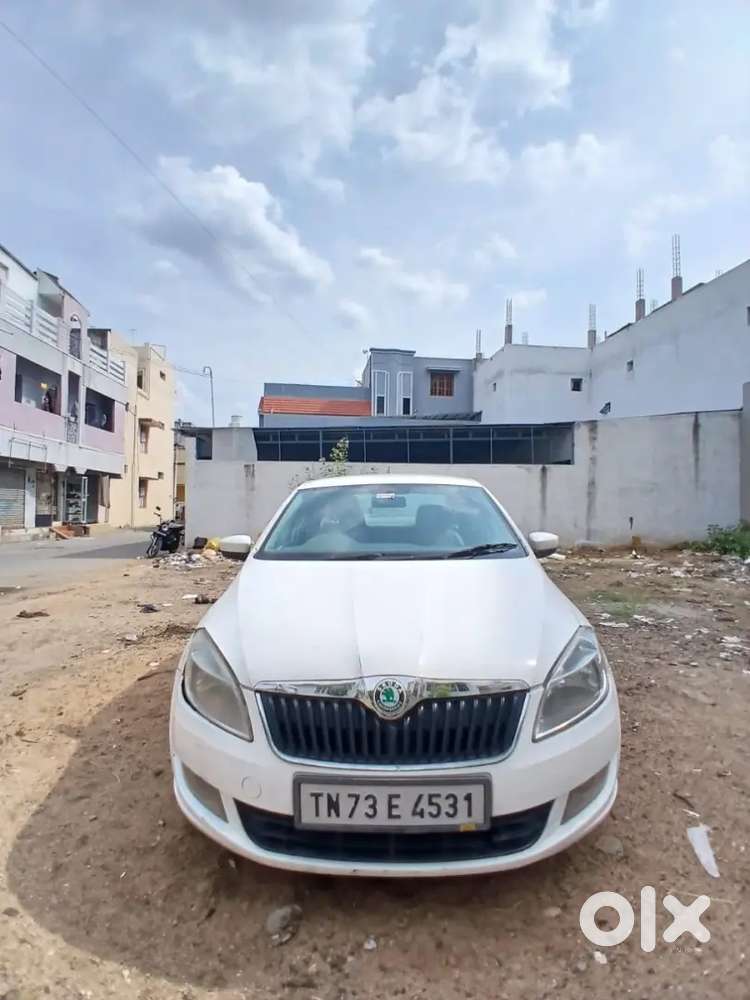 Skoda Rapid Ambition 2013