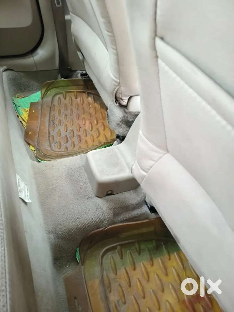 Maruti Suzuki Dzire Tour 2013