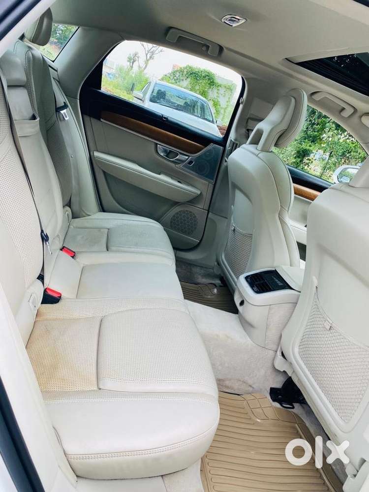 Volvo S90 D4 Momentum, 2017, Diesel