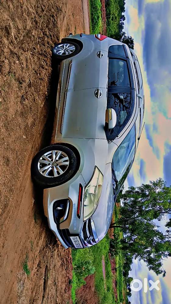 Maruti Suzuki Ertiga 2016 Diesel 140000 Km Driven