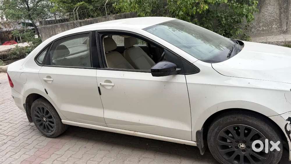 Skoda Rapid 2016 Petrol 60000 Km Driven