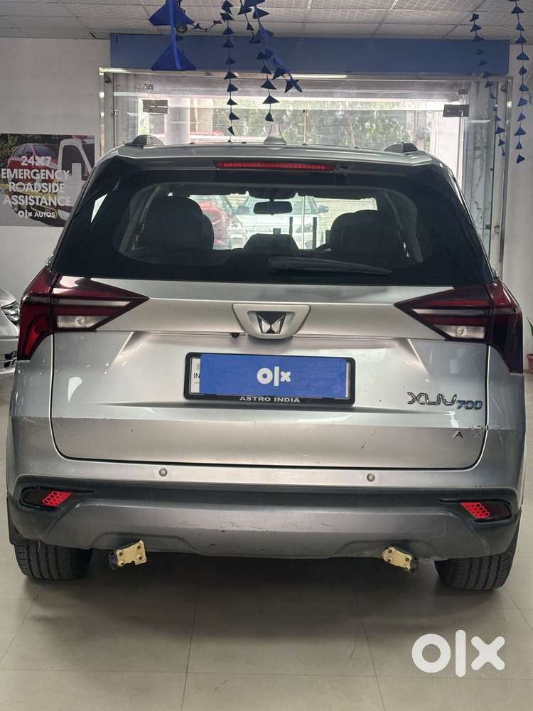 Mahindra Xuv700 2.0 Ax 5 Petrol Mt Str, 2022, Petrol