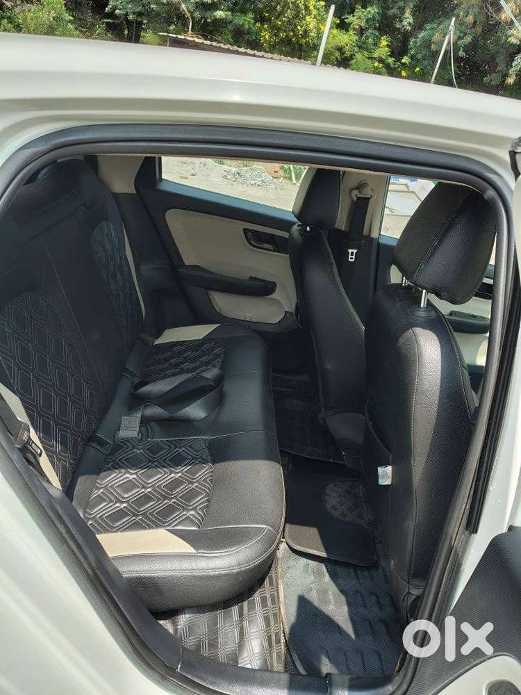Tata Altroz 1.2 Xm Plus, 2023, Petrol