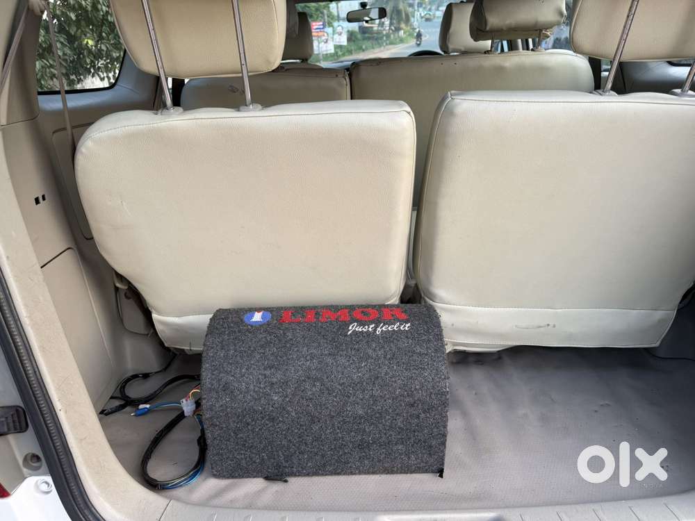 Toyota Innova 2.5 G (diesel) 8 Seater, 2015, Diesel