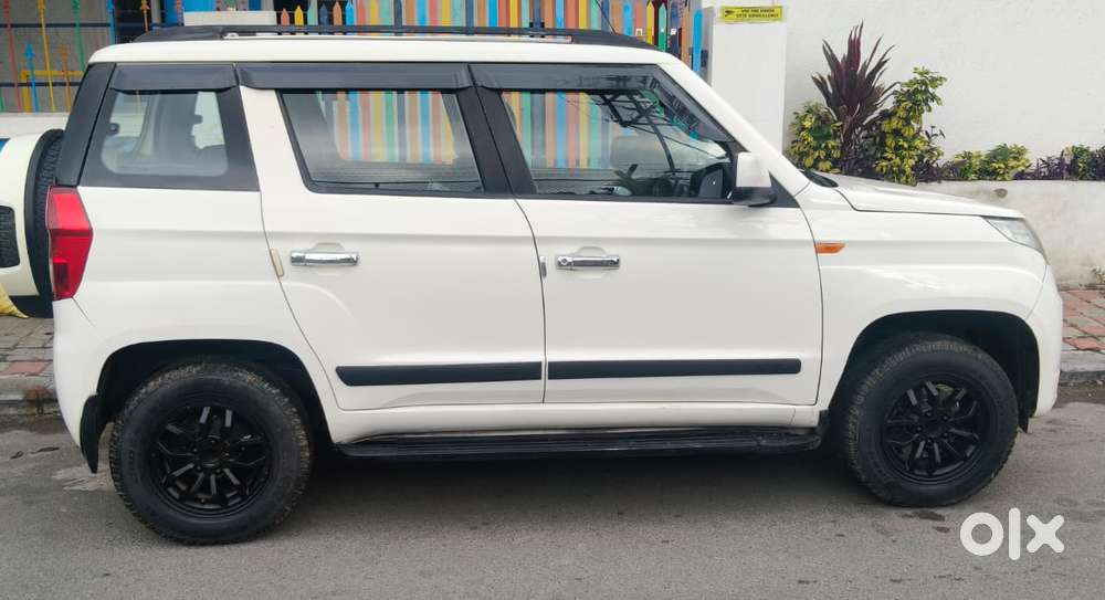 Mahindra Tuv 300 Mhawk100 T8, 2015, Diesel